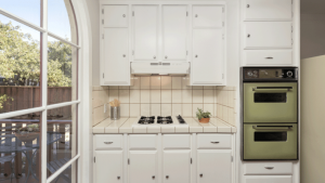 small-space-kitchen-design-tips-720x405