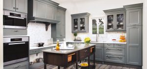 The-Psychology-of-Why-Grey-Kitchen-Cabinets-Are-So-Popular-1_Sebring-Services